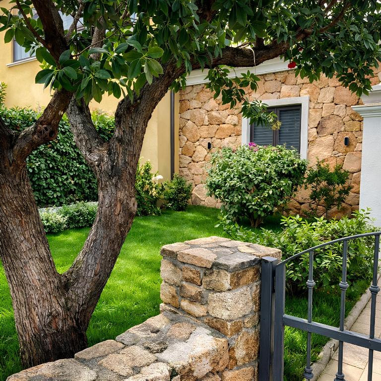 CASA MARISELLA -CARBONI GIOVANNI FRANCESCO